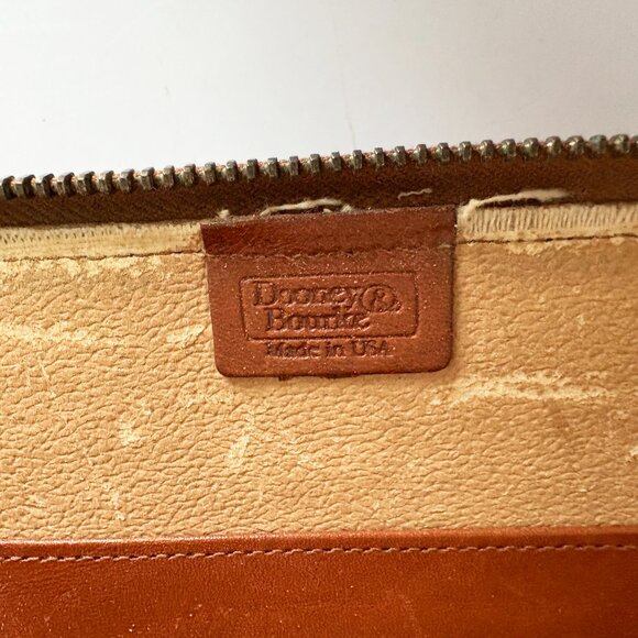 Dooney & Bourke Convertible Belt Bag Crossbody Bag All Weather Leather Vintage - Picture 11 of 11